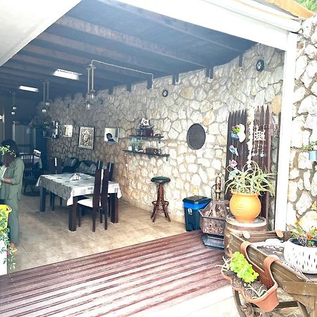 Готель La Casa D' Irene (Adults Only) Айос-Нікітас Екстер'єр фото