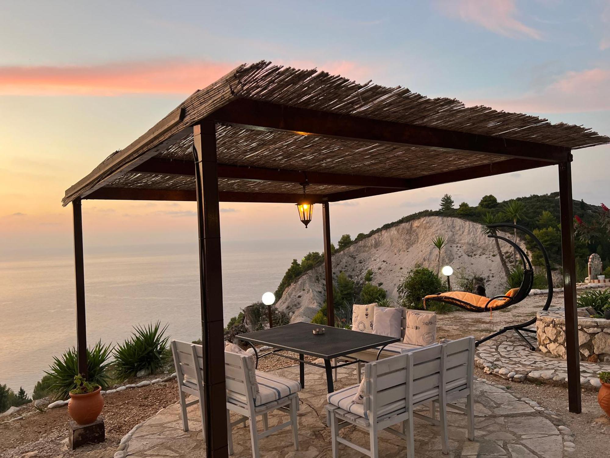 Готель La Casa D' Irene (Adults Only) Айос-Нікітас Екстер'єр фото