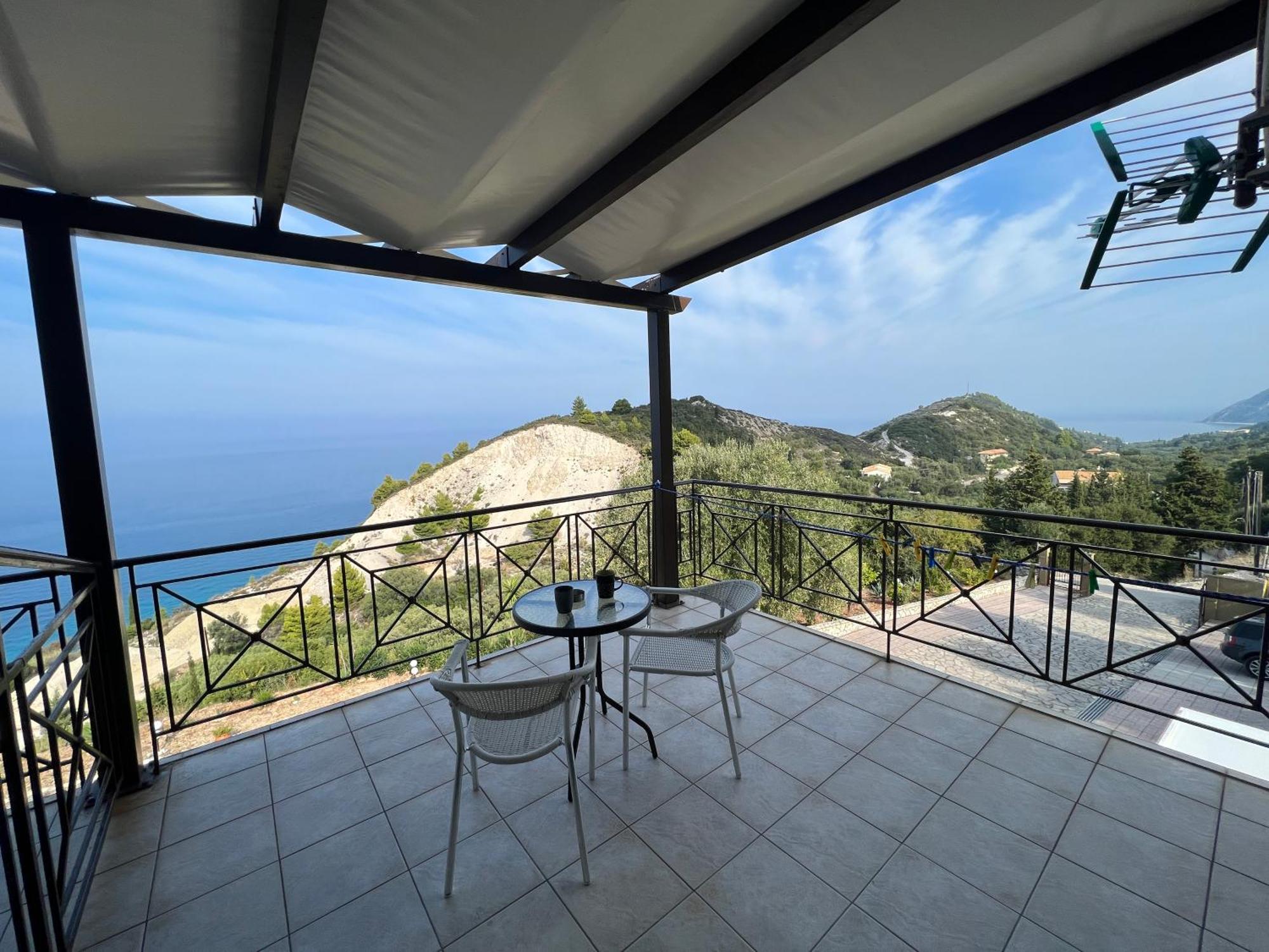 Готель La Casa D' Irene (Adults Only) Айос-Нікітас Екстер'єр фото