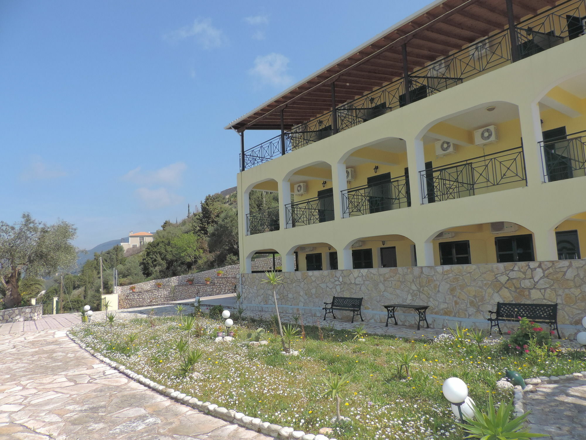 Готель La Casa D' Irene (Adults Only) Айос-Нікітас Екстер'єр фото